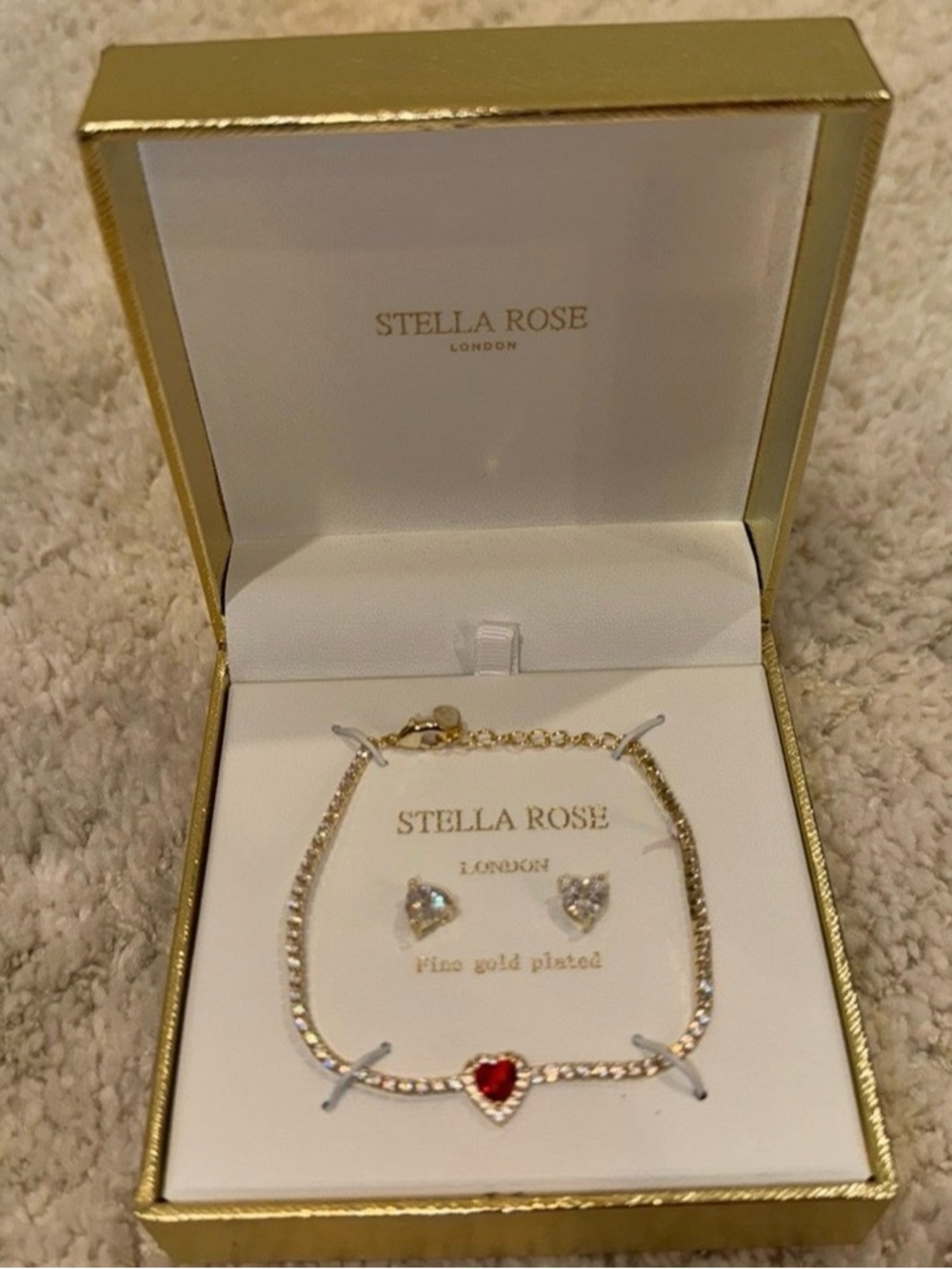 Gold-Plated Heart Bracelet and Stud Earrings Set - Red & Clear